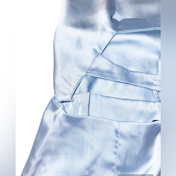 Fashion Nova satin mini dress - Picture 4 of 5